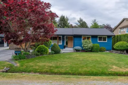 41562 Rod Road, Squamish, BC, Squamish — Single Family Residence for sale