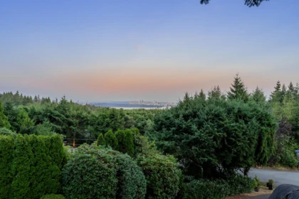 Office / Den Photo of 4375 Woodcrest Road, West Vancouver, BC