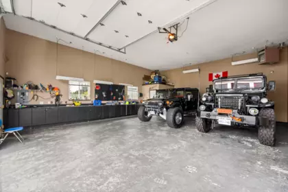 Hot Tub / Spa Photo of 667 248 Street, Langley, BC