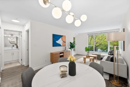201 5189 Gaston Street, Vancouver, BC, Vancouver — Apartment/Condo for sale