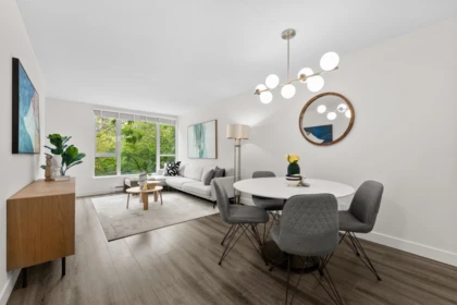 201 5189 Gaston Street, Vancouver, BC, Vancouver — Apartment/Condo for sale
