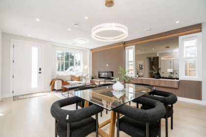 Kitchen Island Photo of 101 1625 Manning Avenue, Port Coquitlam, BC