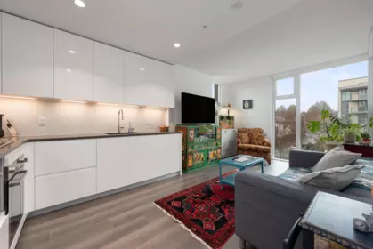 Kitchen Island Photo of 305 8138 Fraser Street, Vancouver, BC