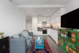 305 8138 Fraser Street, Vancouver, BC
