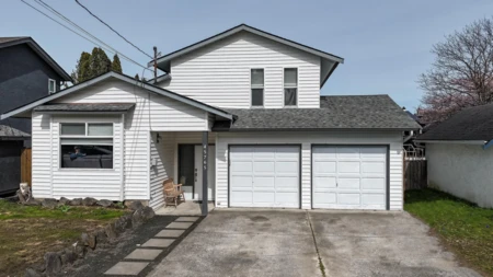 Fitness Center Photo Near 45765 Thomas Road, Chilliwack, BC