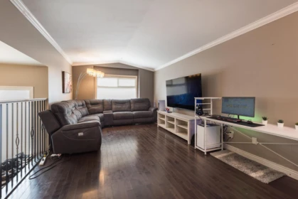 Hot Tub / Spa Photo of 45765 Thomas Road, Chilliwack, BC