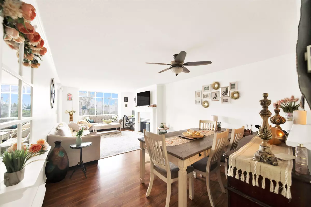 Dining Area Photo of 102 9765 140 Street, Surrey, BC