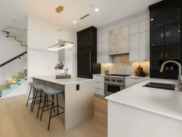 2 3255 W 13th Avenue, Vancouver, BC, Vancouver — Half Duplex for sale