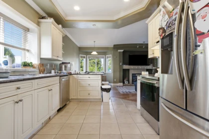 Kitchen Photo of 8558 Fennel Street, Mission, BC