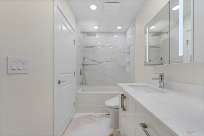 Walk-In Closet Photo of 39 19477 72a Avenue, Surrey, BC