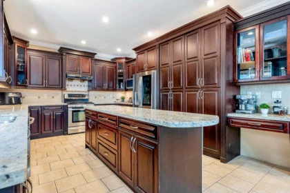 Breakfast Nook Photo of 8437 Bailey Place, Mission, BC