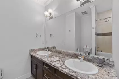 Guest Bathroom Photo of 331 Keary Street, New Westminster, BC