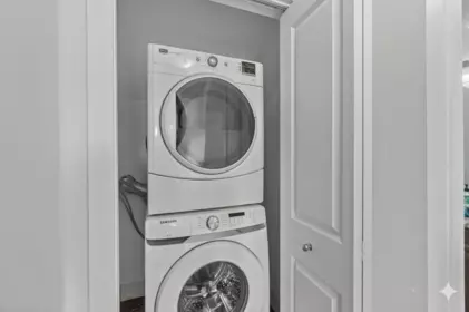 Laundry Room Photo of 331 Keary Street, New Westminster, BC