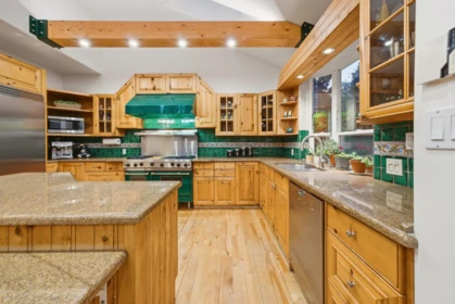 Pantry Photo of 4383 Cove Cliff Road, North Vancouver, BC