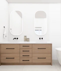 Primary Bathroom Photo of 1 5718 Alma Street, Vancouver, BC
