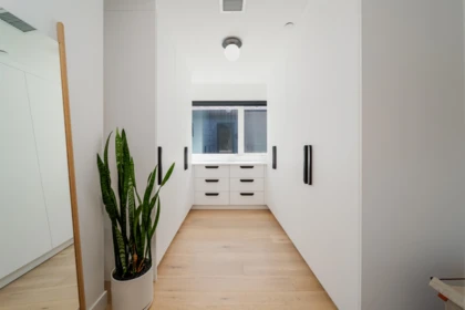 Entry Foyer Photo of 5208 Ross Street, Vancouver, BC