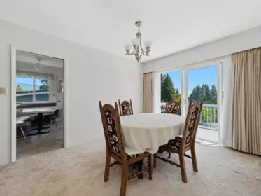 Kitchen Island Photo of 1218 Chamberlain Drive, North Vancouver, BC