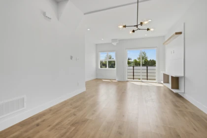 Kitchen Island Photo of 21 177 175a Street, Surrey, BC