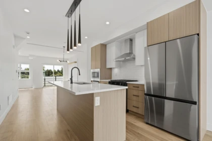 Walk-In Closet Photo of 21 177 175a Street, Surrey, BC