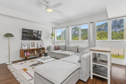 Primary Bedroom Photo of 308 37841 Cleveland Avenue, Squamish, BC