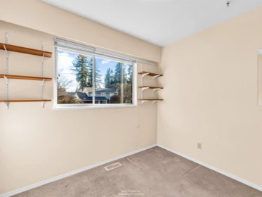 Staircase Photo of 1110 Lodge Road, North Vancouver, BC