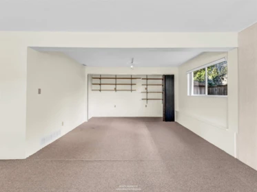 Swimming Pool Photo of 1110 Lodge Road, North Vancouver, BC