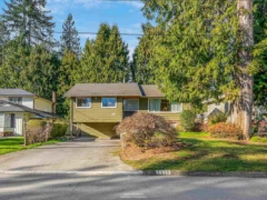 1110 Lodge Road, North Vancouver, BC