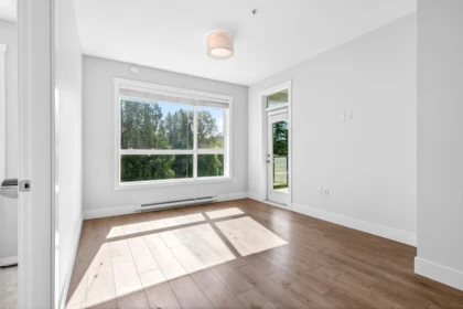 Kitchen Island Photo of 409 22315 122 Avenue, Maple Ridge, BC