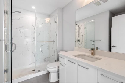 Laundry Room Photo of 409 22315 122 Avenue, Maple Ridge, BC