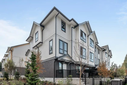 Backyard Photo of 15 5993 143 Street, Surrey, BC