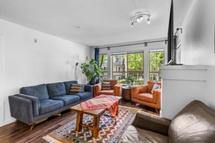 Breakfast Nook Photo of 301 2966 Silver Springs Boulevard, Coquitlam, BC