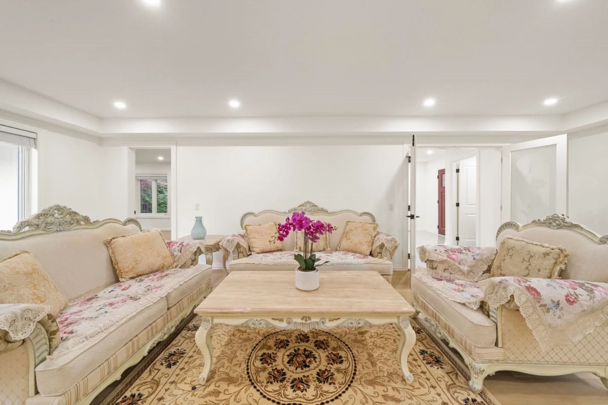 Dining Area Photo of 14389 26 Avenue, Surrey, BC