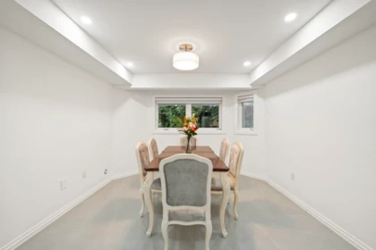 Breakfast Nook Photo of 14389 26 Avenue, Surrey, BC
