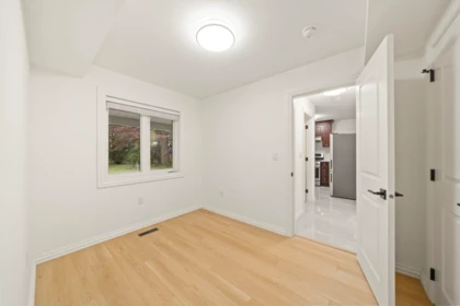 Guest Bathroom Photo of 14389 26 Avenue, Surrey, BC