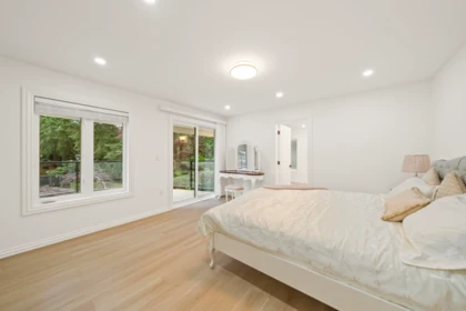 Staircase Photo of 14389 26 Avenue, Surrey, BC