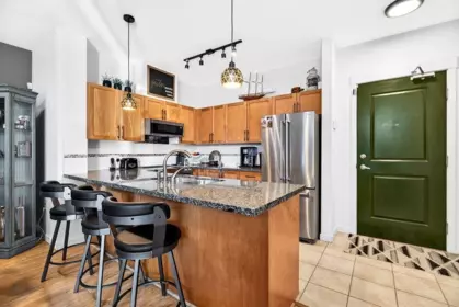Kitchen Island Photo of 410 12350 Harris Road, Pitt Meadows, BC