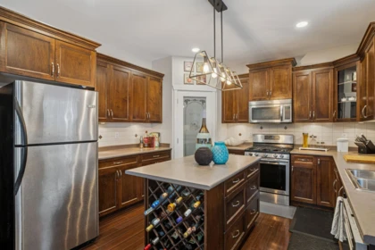 Breakfast Nook Photo of 6157 150a Street, Surrey, BC