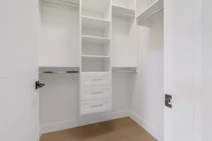 Laundry Room Photo of 20062 27a Avenue, Langley, BC