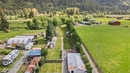 Hot Tub / Spa Photo of 58458 Mckay Road, Laidlaw, BC