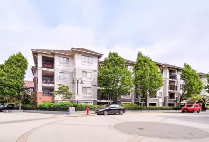 Aerial View of A420 8929 202 Street, Langley, BC