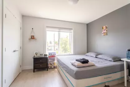 2681 E 41st Avenue, Vancouver, BC, Vancouver — Duplex for sale