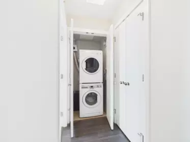 Walk-In Closet Photo of 1207 13398 104 Avenue, Surrey, BC