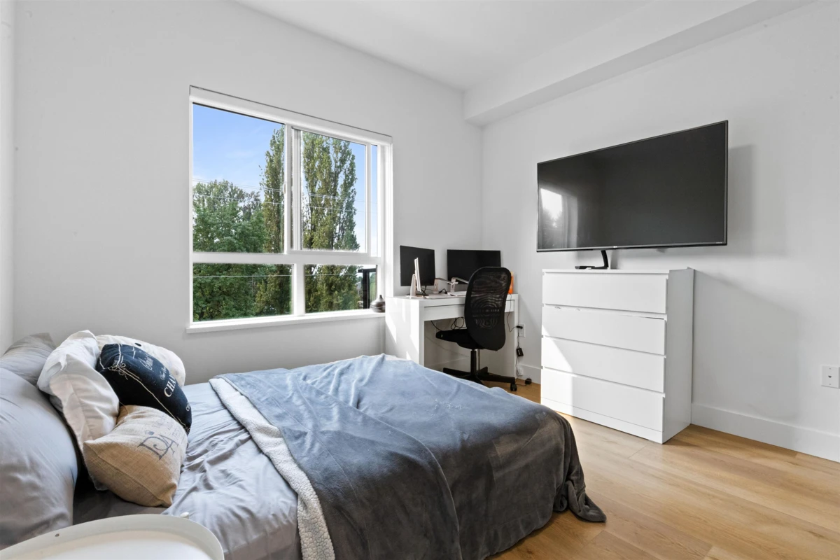 Family Room Photo of 311 20286 72b Avenue, Langley, BC