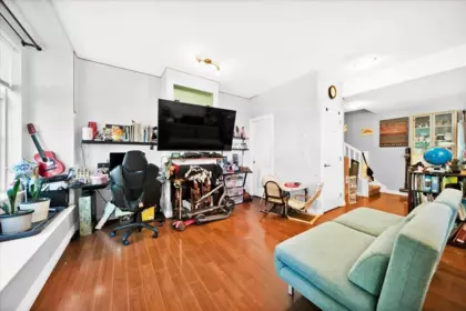 Kitchen Photo of 207 7333 16th Avenue, Burnaby, BC