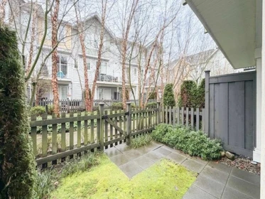 Front Yard Photo of 128 5550 Admiral Way, Ladner, BC