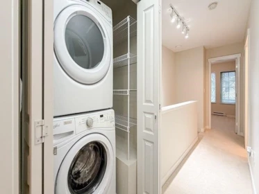 Mudroom Photo of 128 5550 Admiral Way, Ladner, BC