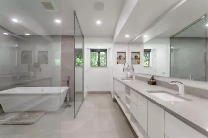 Powder Room Photo of 2409 Windridge Drive, North Vancouver, BC