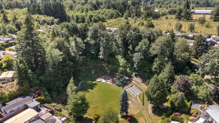 Hot Tub / Spa Photo of 65 1436 Frost Road, Columbia Valley, BC