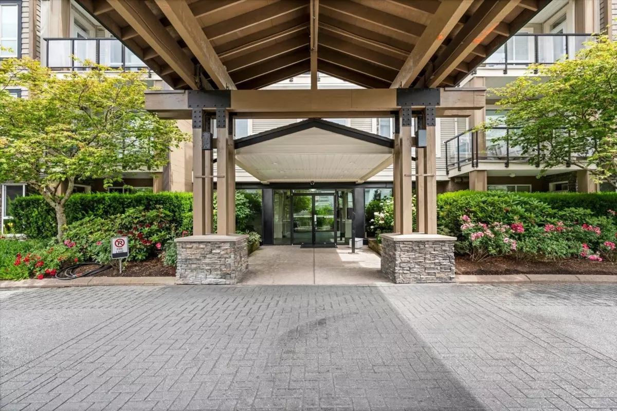 Family Room Photo of 313 32729 Garibaldi Drive, Abbotsford, BC