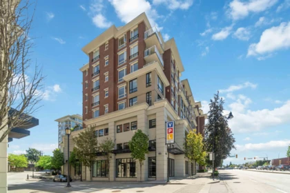 424 4078 Knight Street, Vancouver, BC, Vancouver — Apartment/Condo for sale